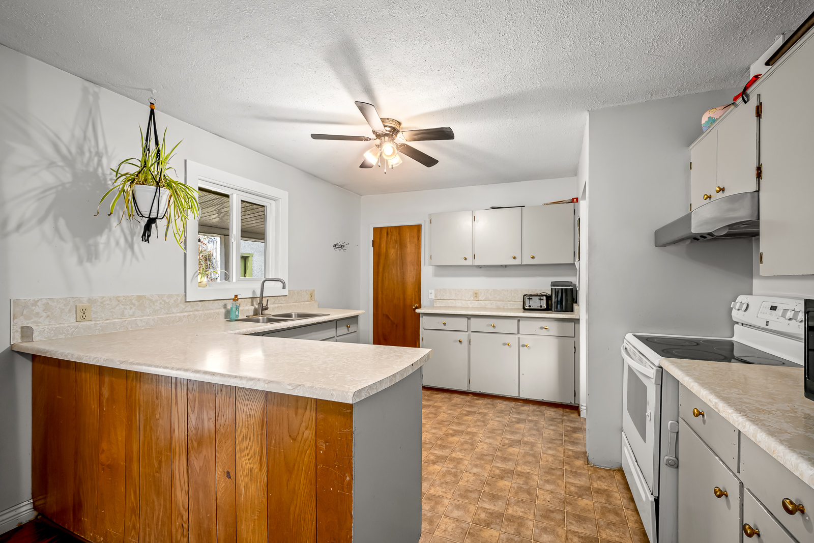 483 Pritchard Rd (28)